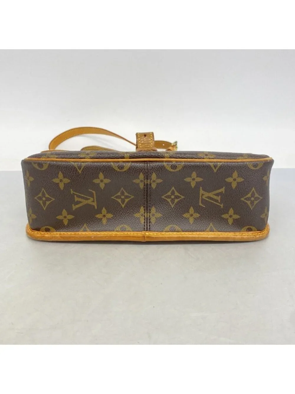 Louis Vuitton Shoulder Bag Monogram Sologne Brown